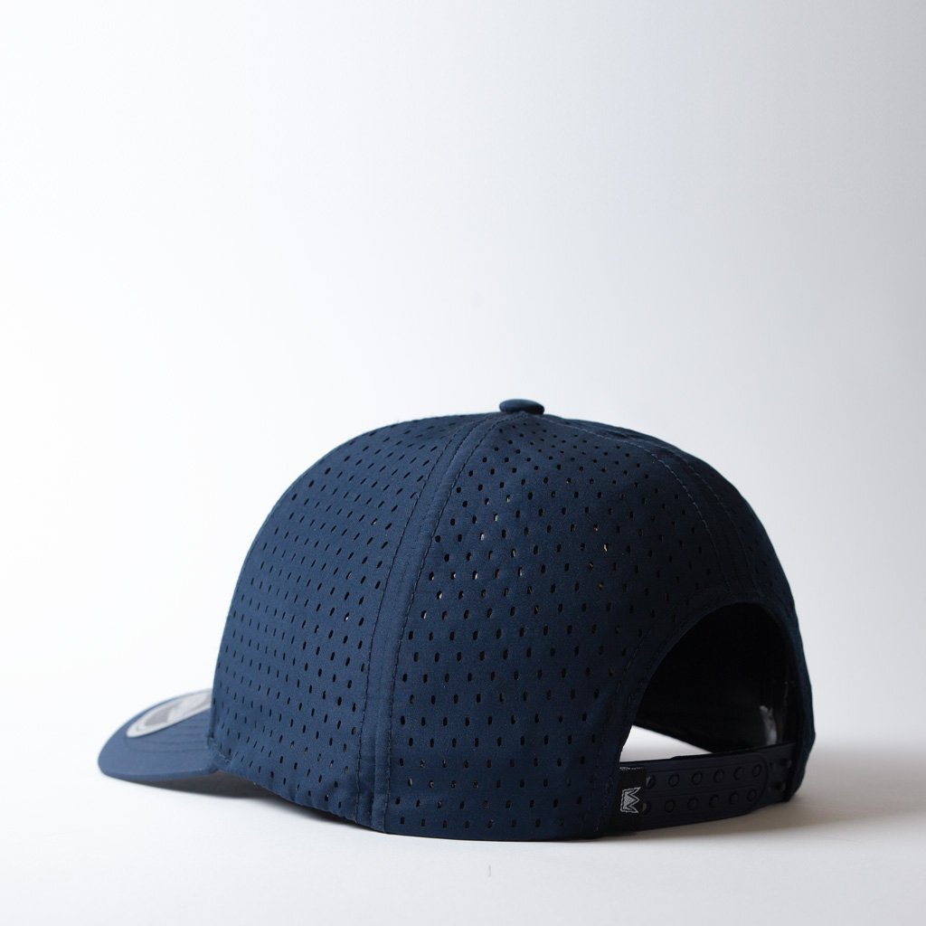 UFlex Adults High Tech Curved Peak Snapback